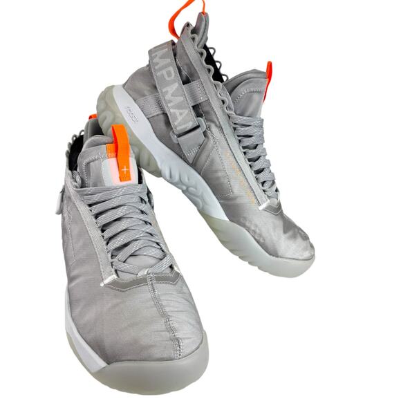 Jordan Proto React Wolf Grey BV 1654-008 Grey/platinum/Orange Size 9.5 main image 2